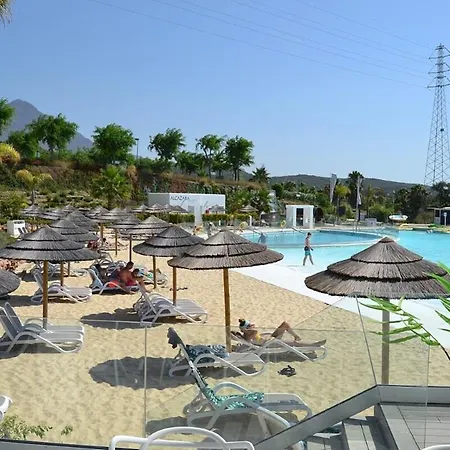Al-304 Estepona - - Alcazaba Lagoon 2 Bd Casares